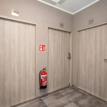 Conco Leipzig Апартаменты *