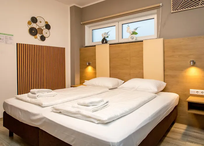 C0c00n Διαμέρισμα *